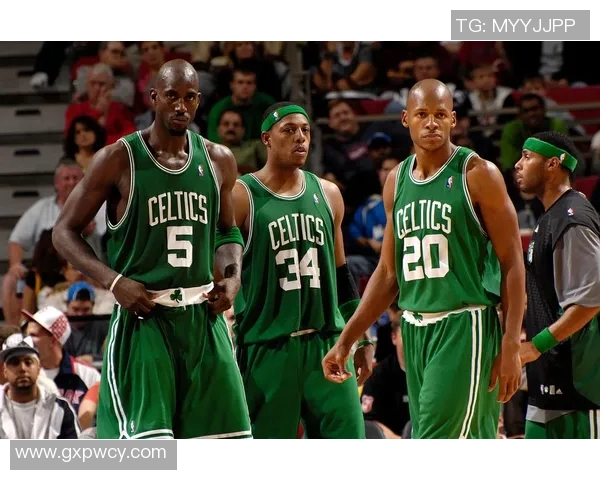 昔日恩怨重燃 凯尔特人与老队友再度交锋上演激烈对决 昔日恩怨重燃 凯尔特人与老队友再度交锋上演激烈对决